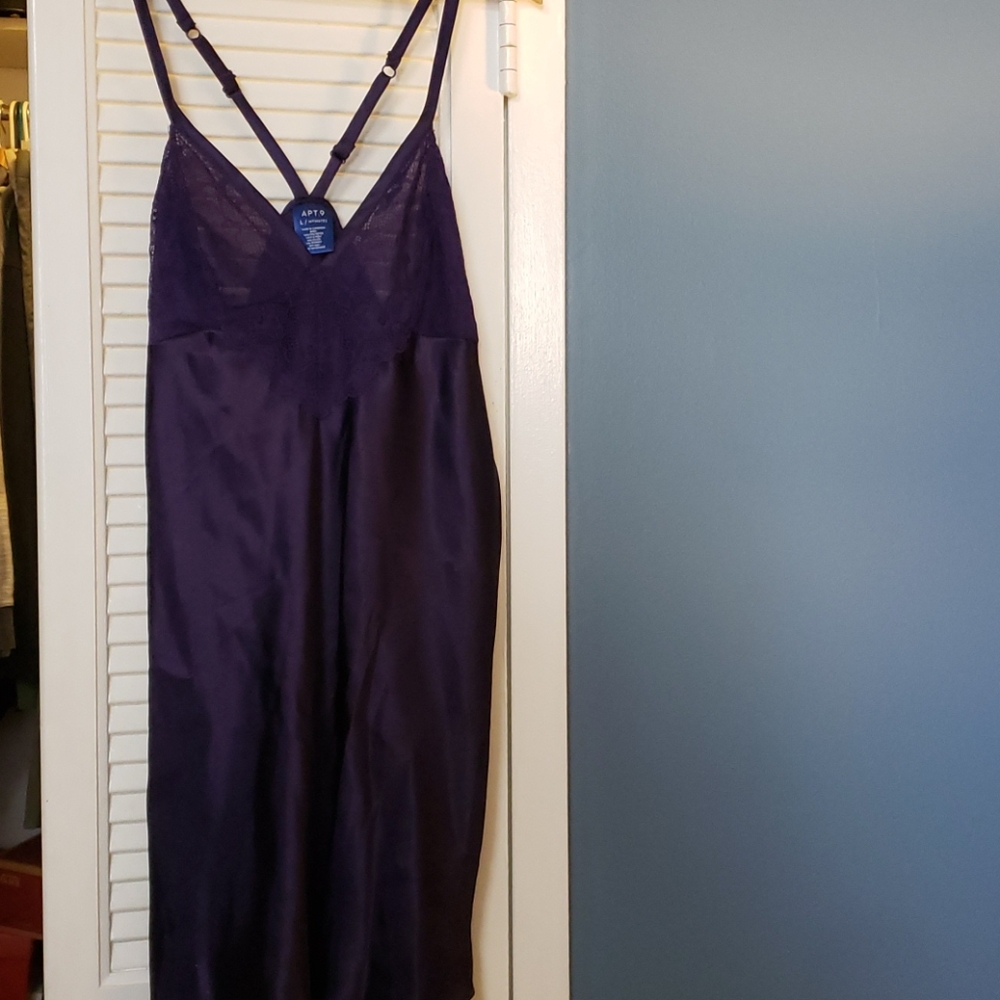 Nightgown